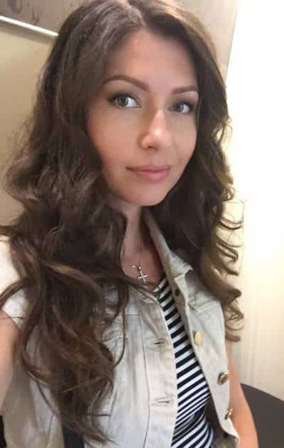 rencontre au téléphone jeune brunette mignonne sexy