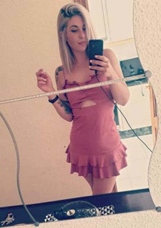 rencontre jeune femme blonde sexy