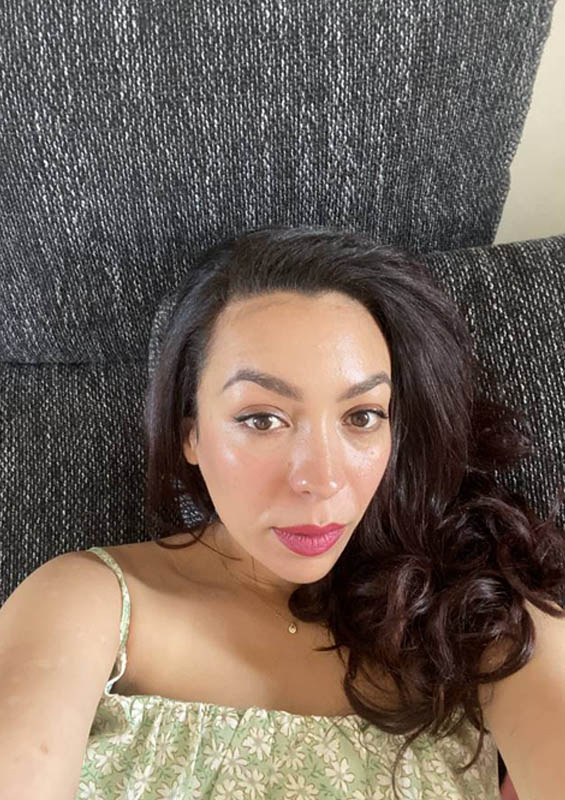 rencontre jeune femme brune sexy