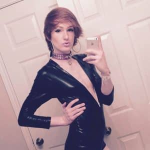 rencontre jeune femme transsexuelle rouquine